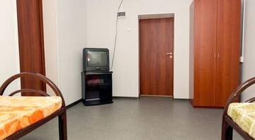 Фото номера Бюджетный двухместный номер с 2 отдельными кроватями Гостиница ЕвроЭконом г. Мурманск 2